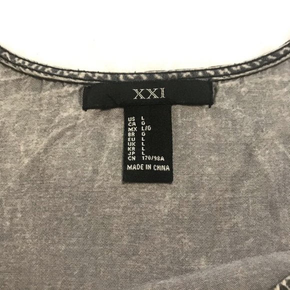 2/$20 Forever21 Washed Out Denim Cropped Tank Top - Picture 4 of 7